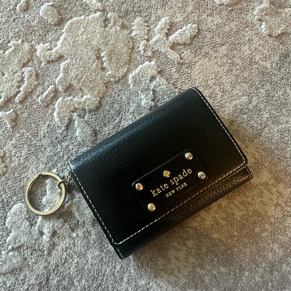 Black Kate Spade keychain wallet